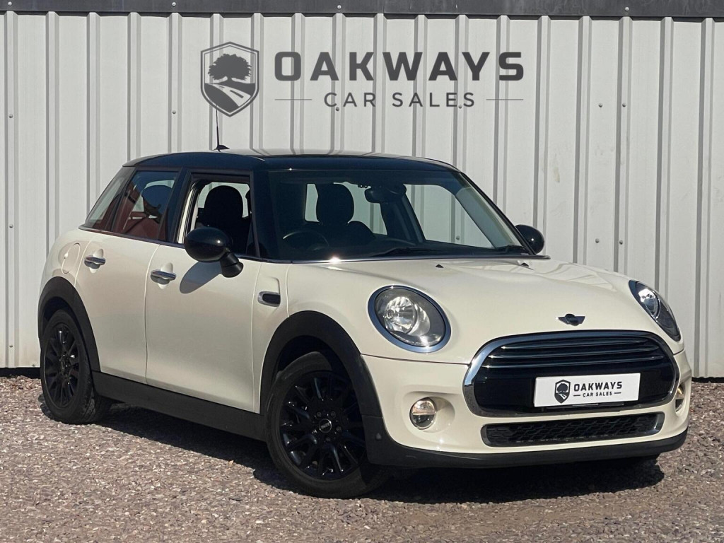 2016 MINI HATCH